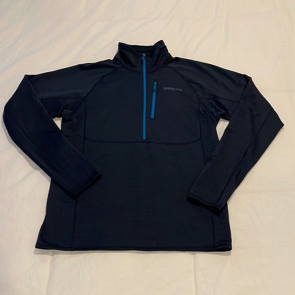Like New Mens Medium Patagonia Pull Over